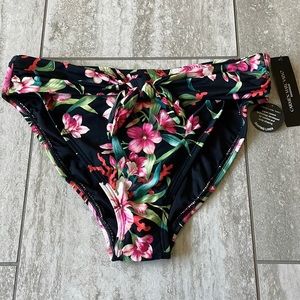 Carmen Marc Valvo Black in floral design Swim Bottom for women Size Large